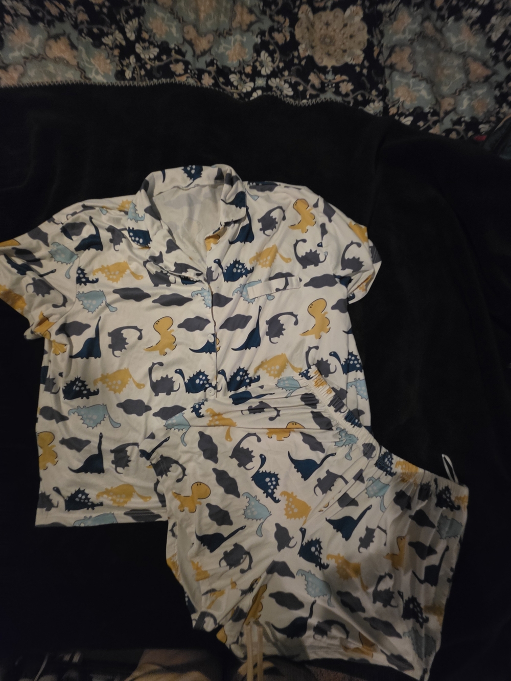 SHEIN White Short Sleeve Dinosaur Pajama Set with Blue & Yellow Prints